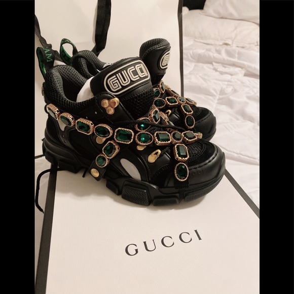 The Gucci Flashtrek Sneaker - Picture 5 of 7
